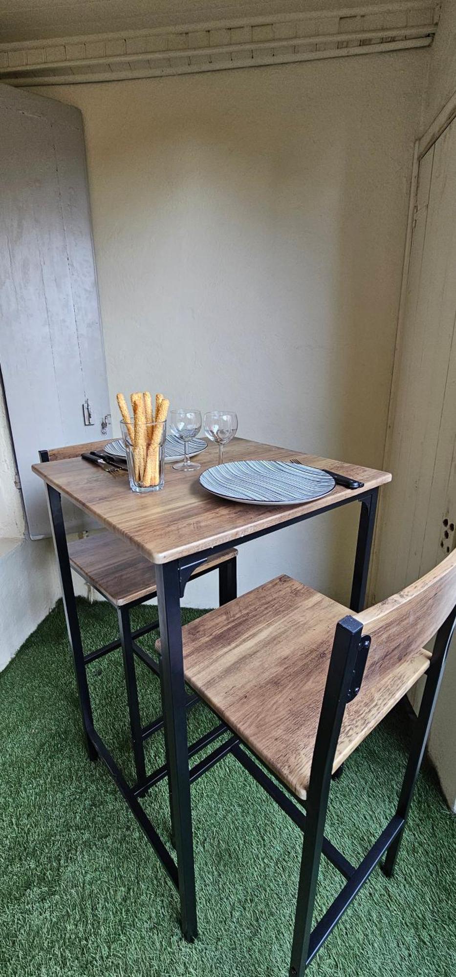 T2 Miroir Jardin Et Parking Prive Marseilles